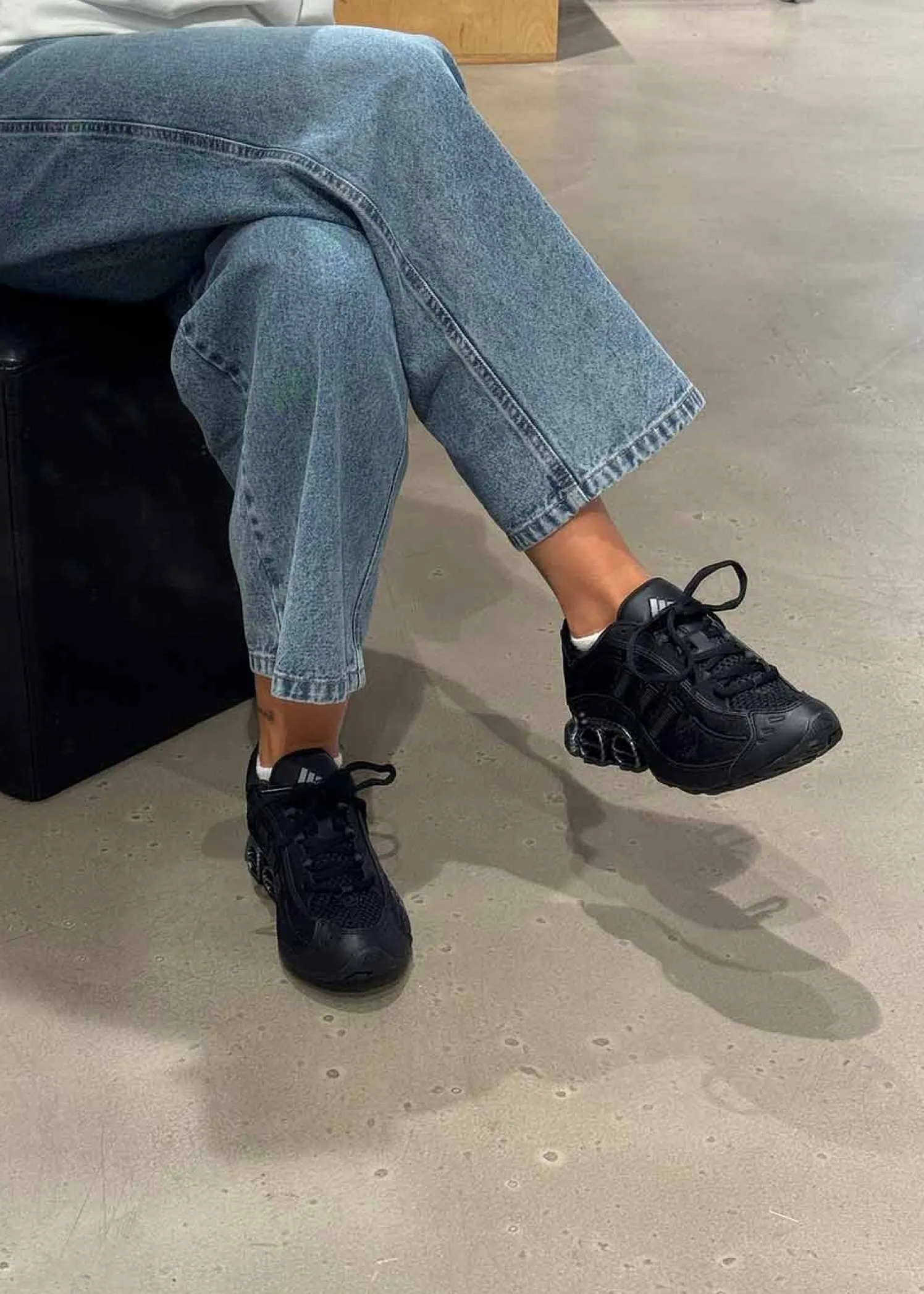Adidas Originals MEGARIDE O1