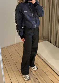 ALIS BAM WIDE FIT JEANS