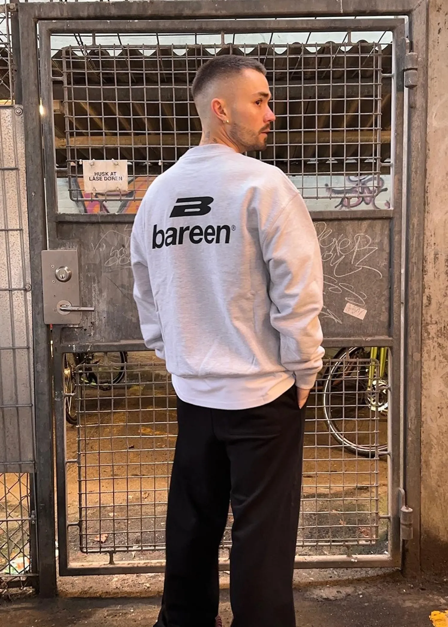Bareen Oversized Crewneck Logo