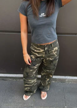 Bareen WMNS CROPPED T-SHIRT