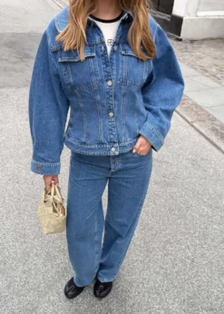 By Malene Birger VINOLA