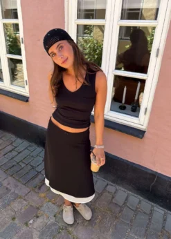 Modström Igormd v-neck top