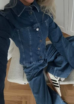 Modström IsoldeMD solid shirt