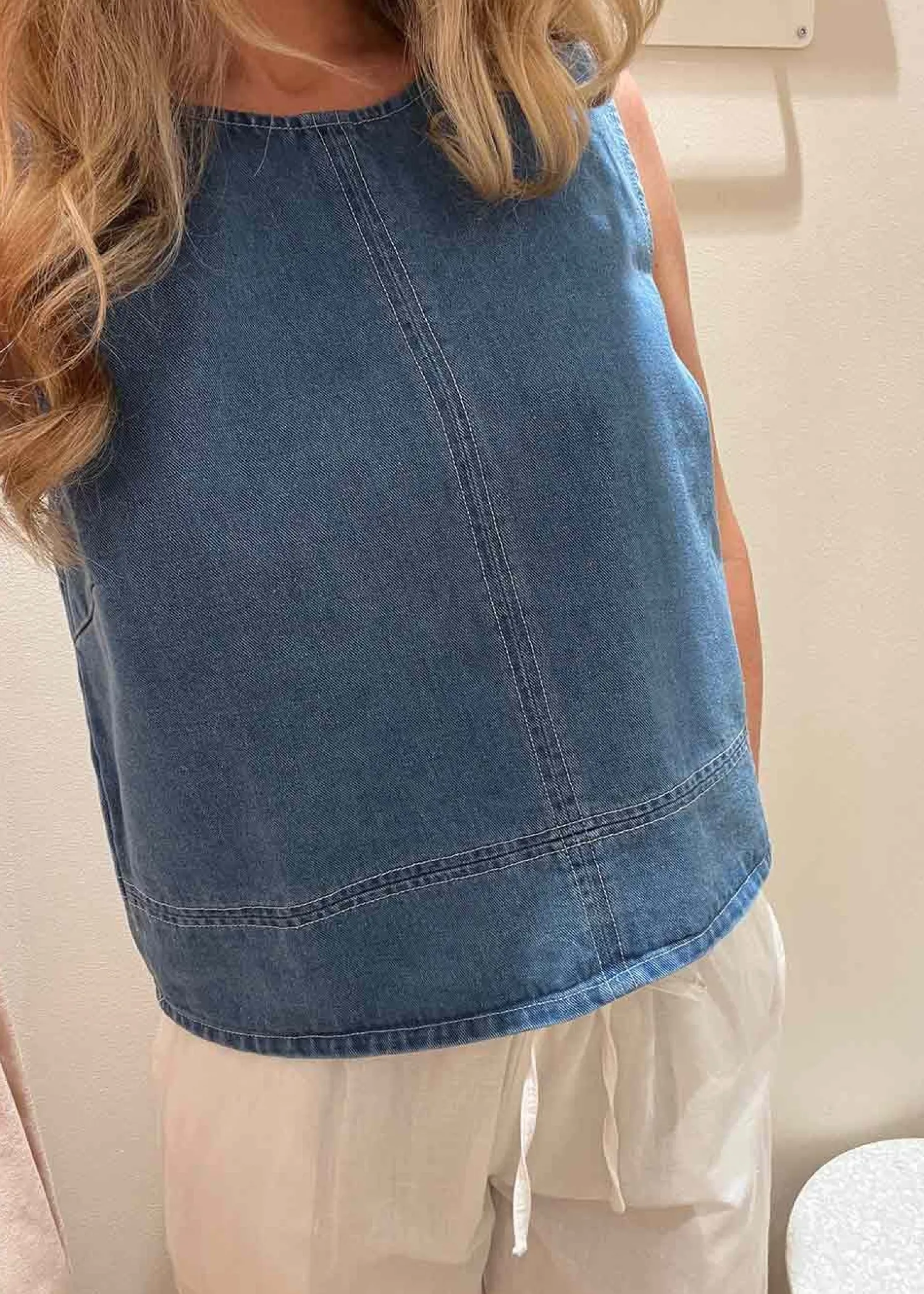 Modström Naomamd solid top