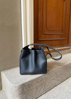 Mulberry Lyra Small Belted Bucket Heavy Grain