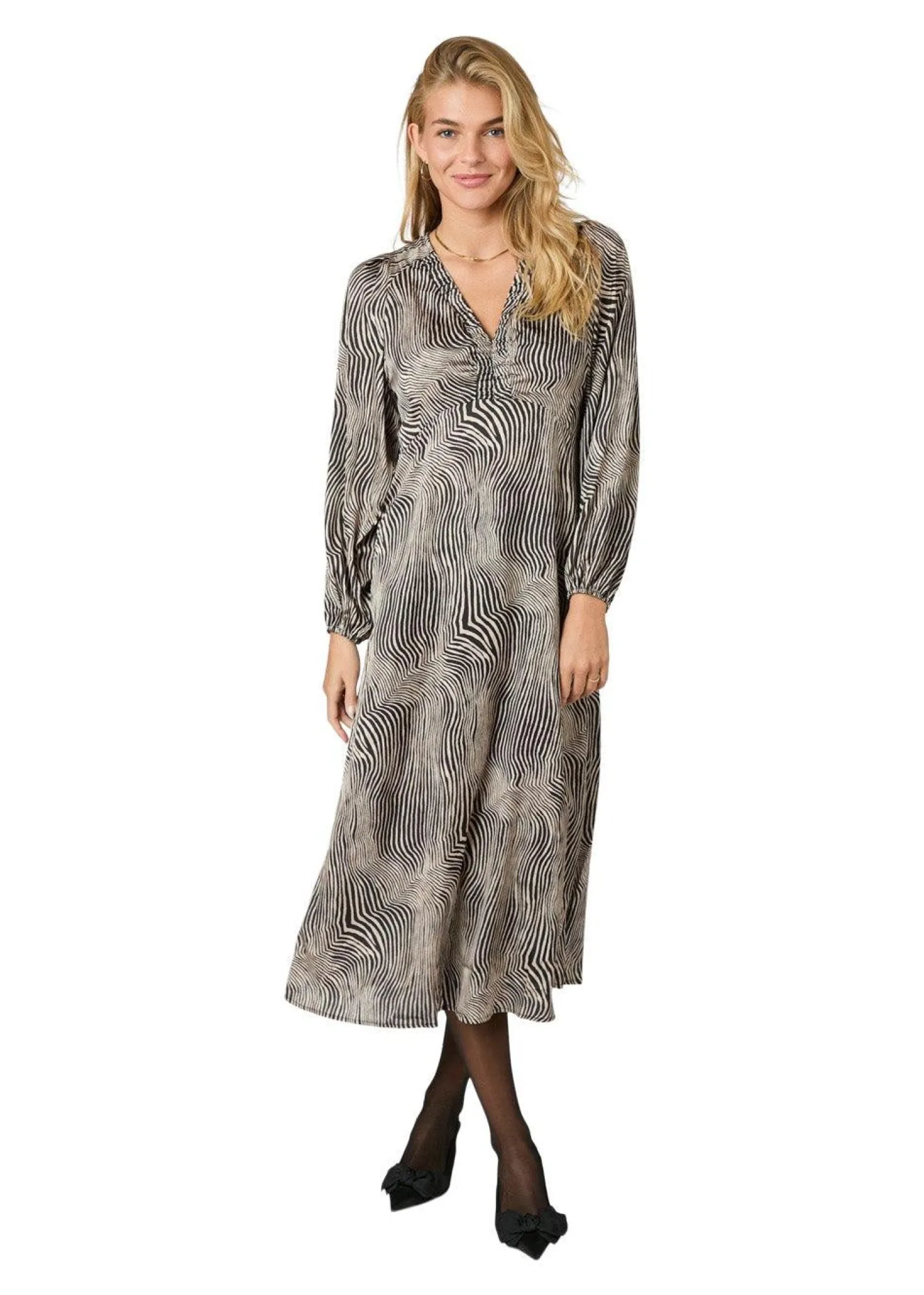 Neo Noir Isobel Floating Wave Dress