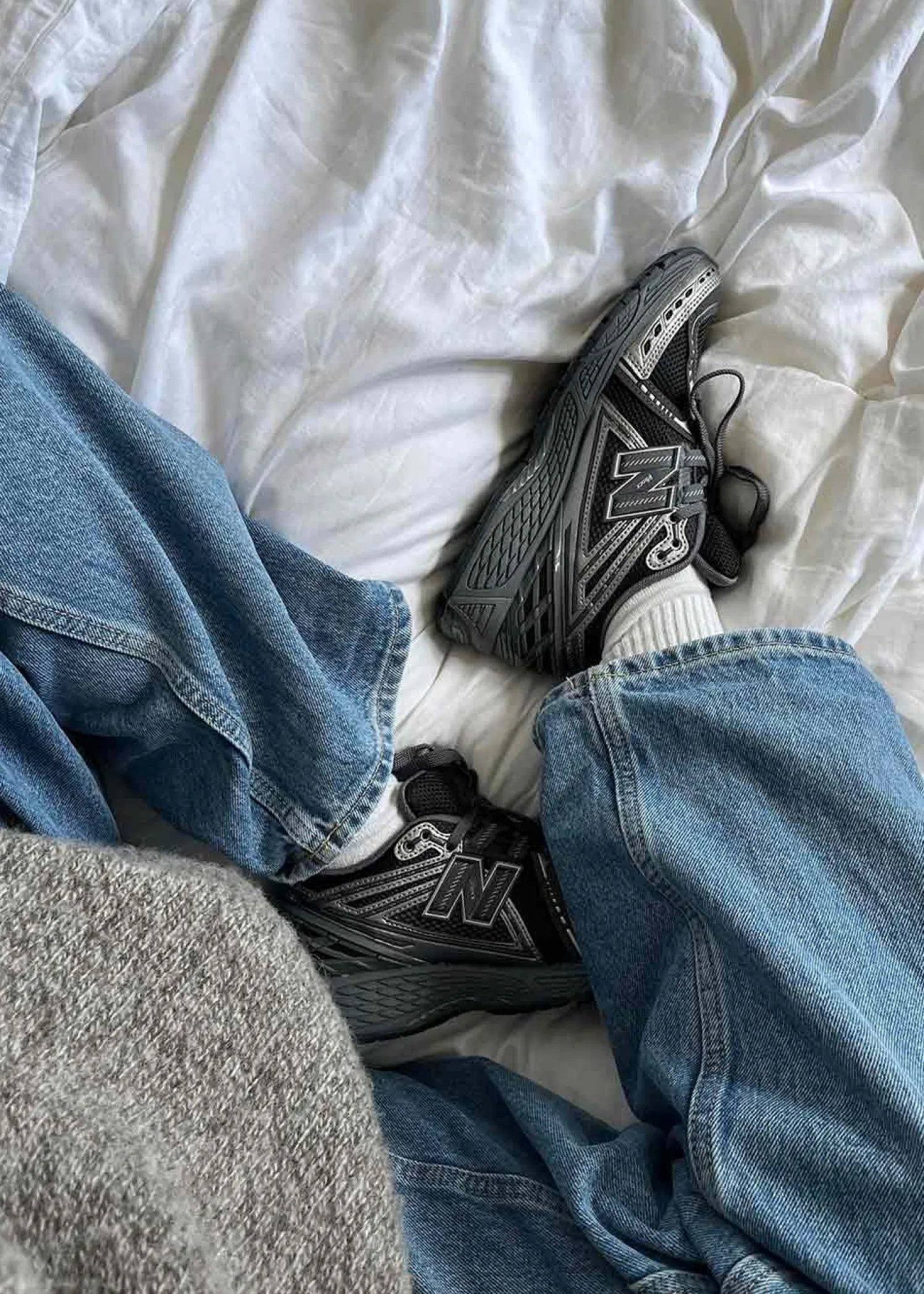 New Balance M1906RES