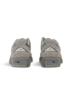 New Balance U20021O2