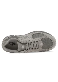 New Balance U20021O2