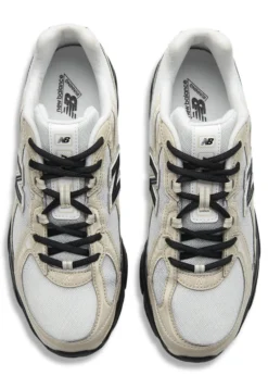 New Balance U7404OO