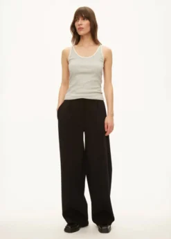 Oval Square Baba trousers