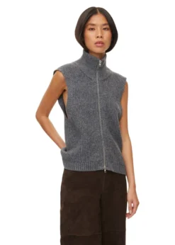 Oval Square Fave Knit Zip Vest