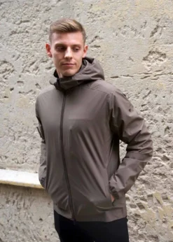 Scandinavian Edition Hood