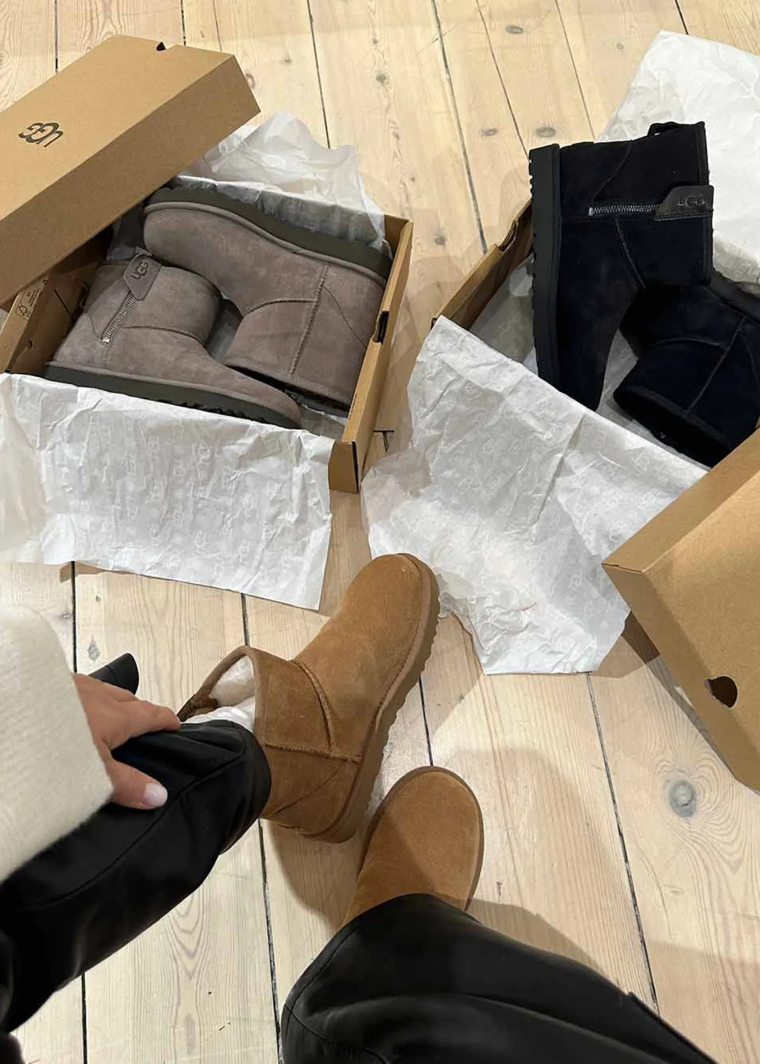 UGG W Classic Mini Bailey Zip