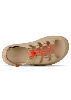 UGG W GoldenGlow Toggle