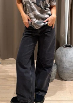 Woodbird Aya Crow Jeans