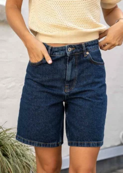 Woodbird Maggie 90s Rinse Shorts