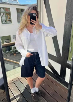 Woodbird Maggie 90s Rinse Shorts